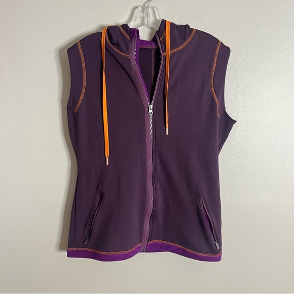Title Nine Size Large Purple Performance Full Zip Hooded Fleece Lined Vest RSB - Picture 1 of 6